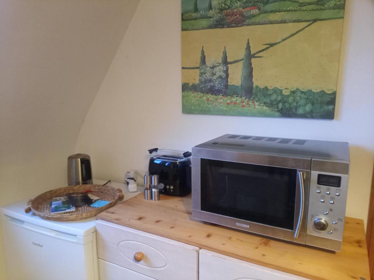 Familiensuite, Zwei Zimmer, Mitbenutzung Von Kuche Und Bad Rott Eksteriør billede